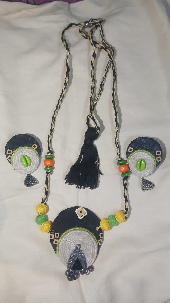 Fabric Jewellery Set - Simple elegant design