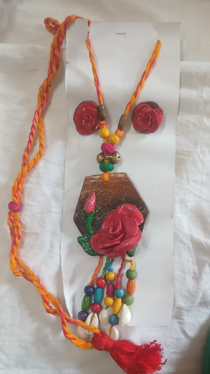 Golap (Red Rose) Clay & Cowrie Fusion Jewellery Set - Simple elegant design