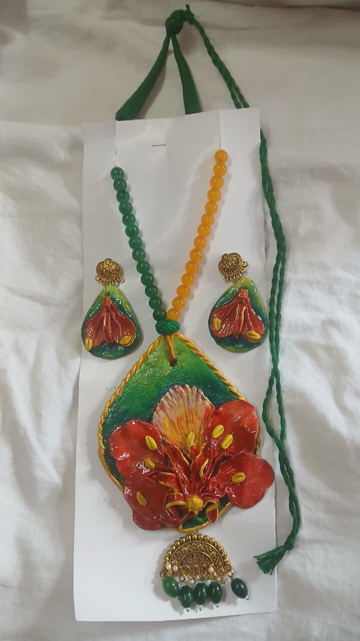 Krishnachura (Gulmohar) Clay Jewellery Set - Simple elegant design