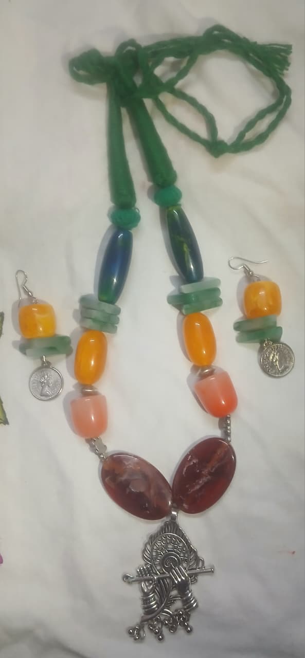 Chemical Beads Set - Simple elegant design